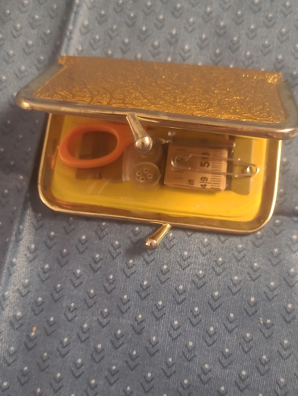 Vintage Style Gold-Tone Sewing Kit Coin Purse with Yellow Interior